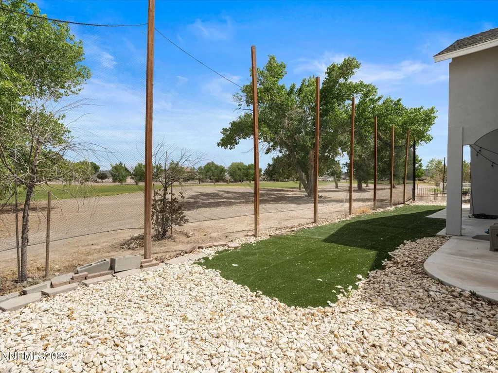 1122 Dixie Fernley NV 89408