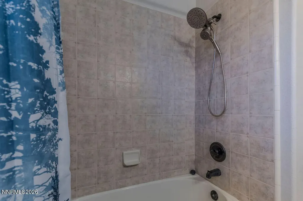 413 Dog Leg Fernley NV 89408