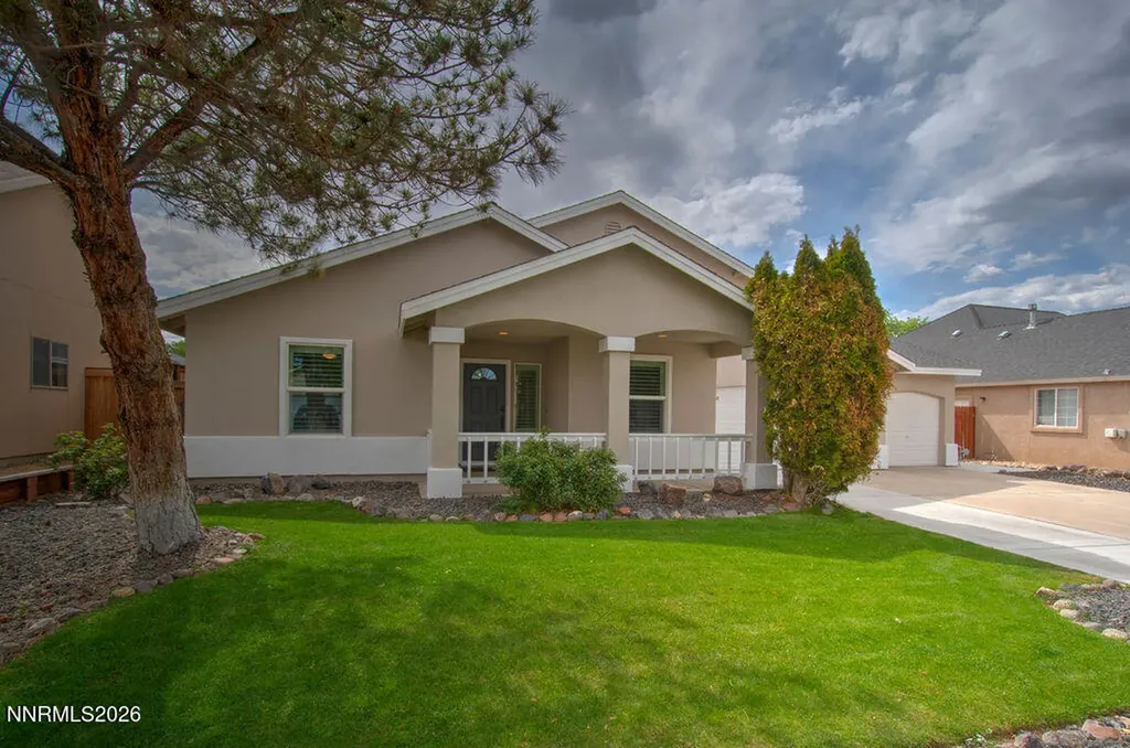 413 Dog Leg Fernley NV 89408