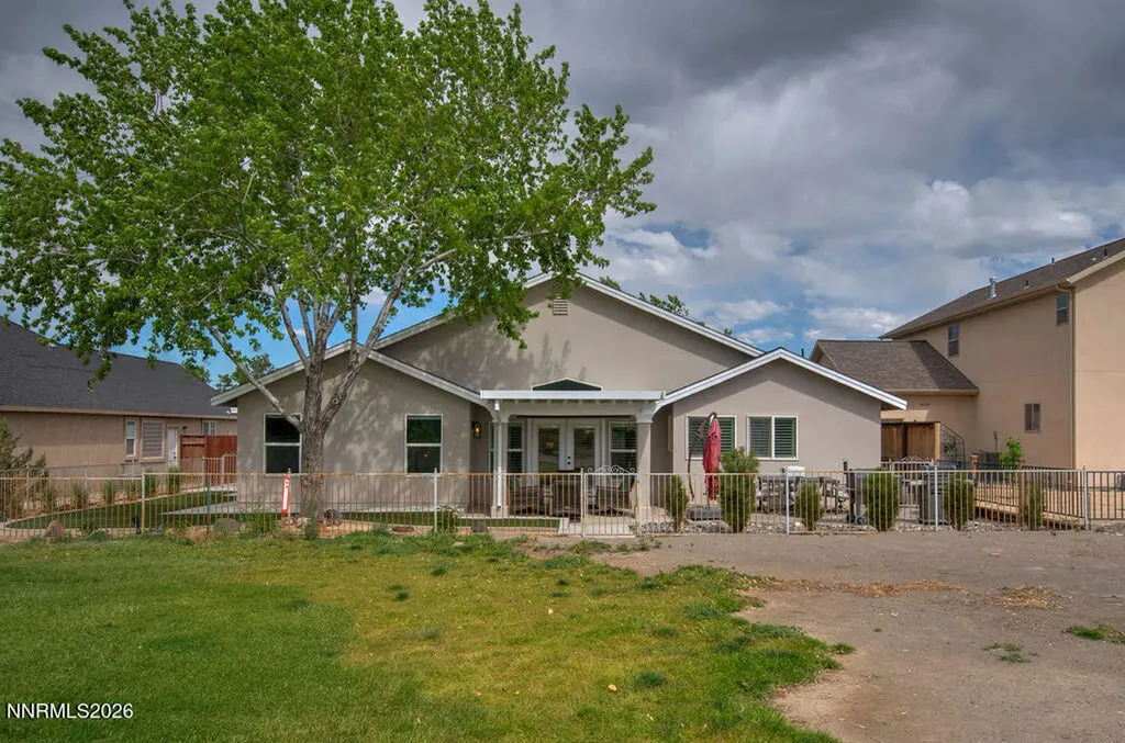 413 Dog Leg Fernley NV 89408