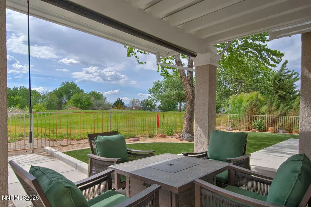 413 Dog Leg Fernley NV 89408