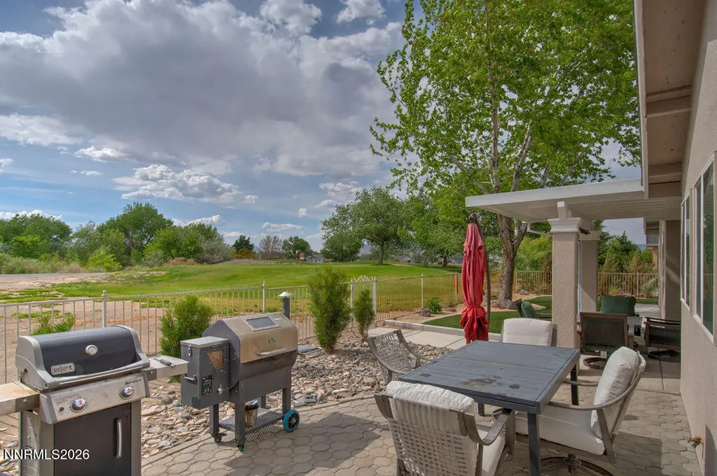 413 Dog Leg Fernley NV 89408