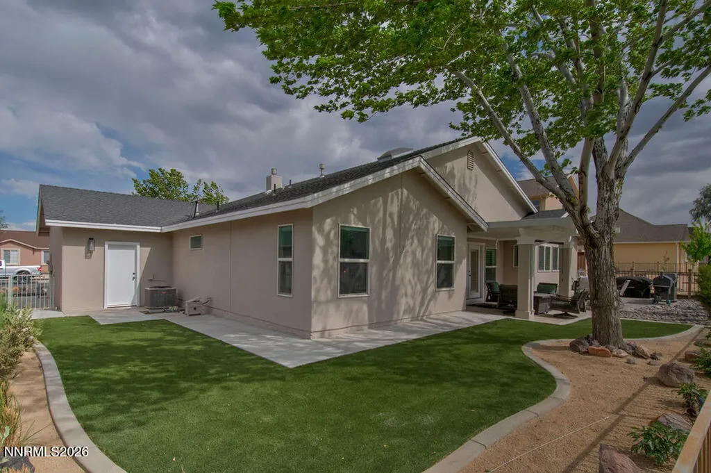 413 Dog Leg Fernley NV 89408