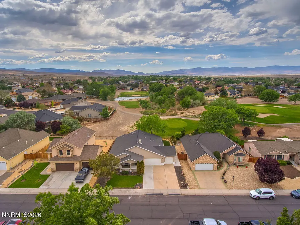 413 Dog Leg Fernley NV 89408