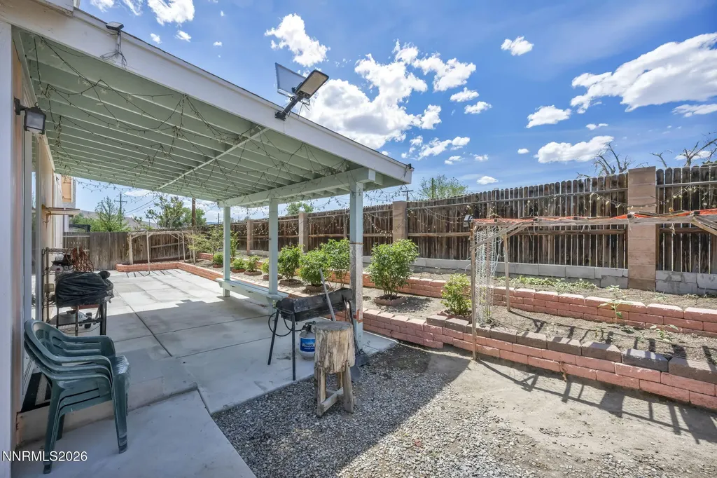 570 Sunrise Fernley NV 89408