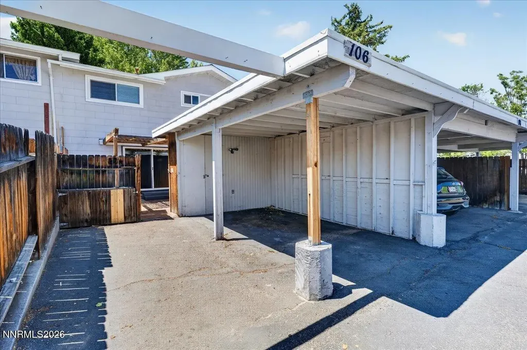 106 Smithridge Reno NV 89502