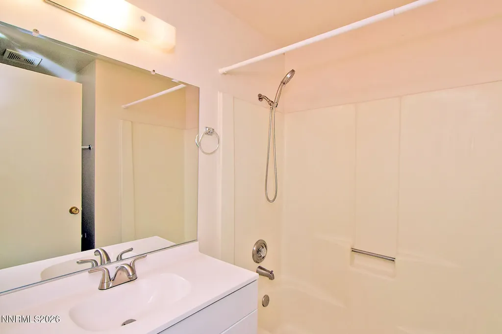 1533 Long Carson City NV 89706