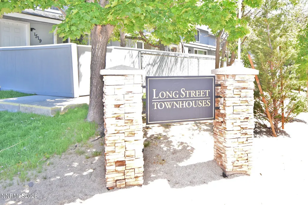 1533 Long Carson City NV 89706