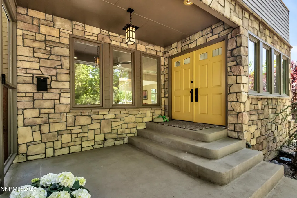 912 Nixon Reno NV 89509