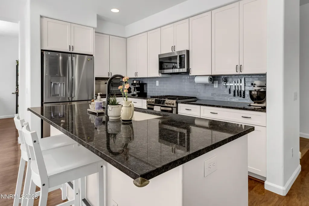4456 Kings Peak Sparks NV 89436