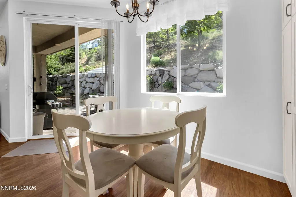 4456 Kings Peak Sparks NV 89436