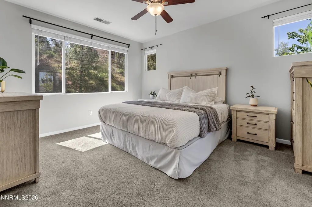 4456 Kings Peak Sparks NV 89436
