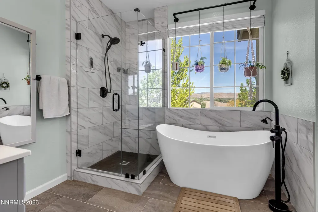 4456 Kings Peak Sparks NV 89436
