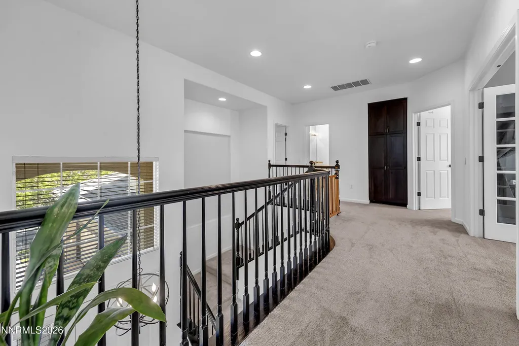 4456 Kings Peak Sparks NV 89436