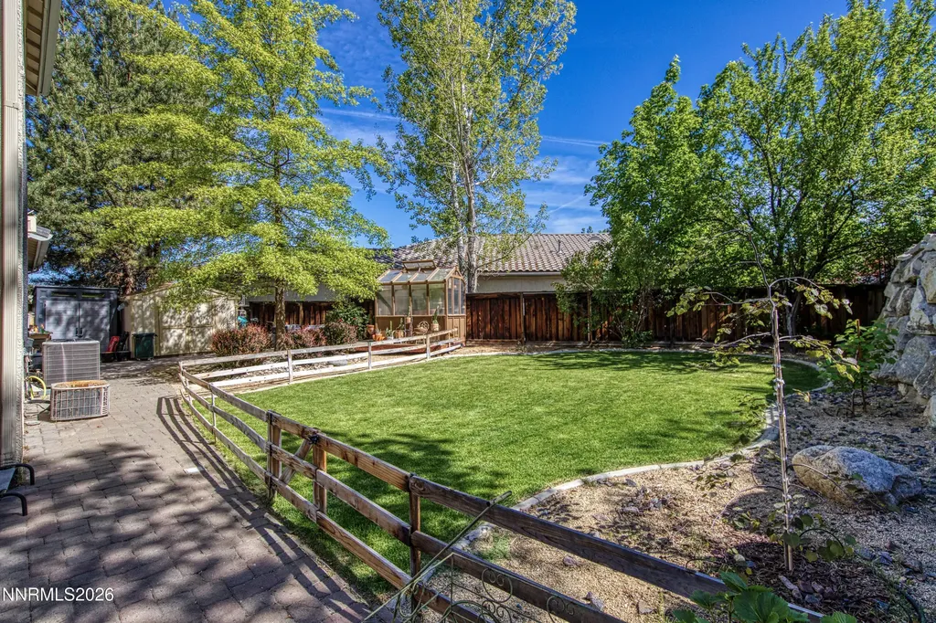 4456 Kings Peak Sparks NV 89436