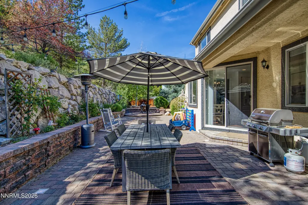 4456 Kings Peak Sparks NV 89436