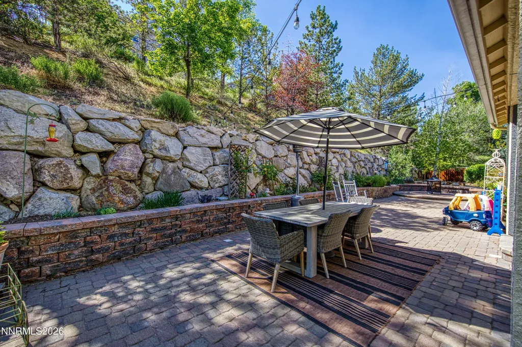 4456 Kings Peak Sparks NV 89436