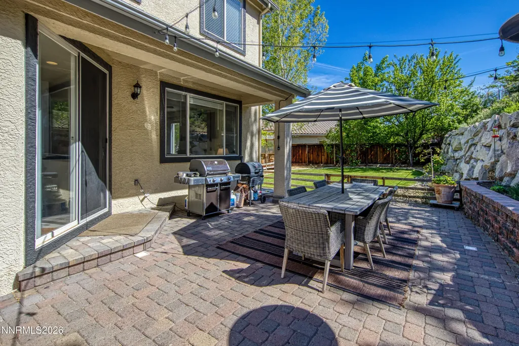 4456 Kings Peak Sparks NV 89436