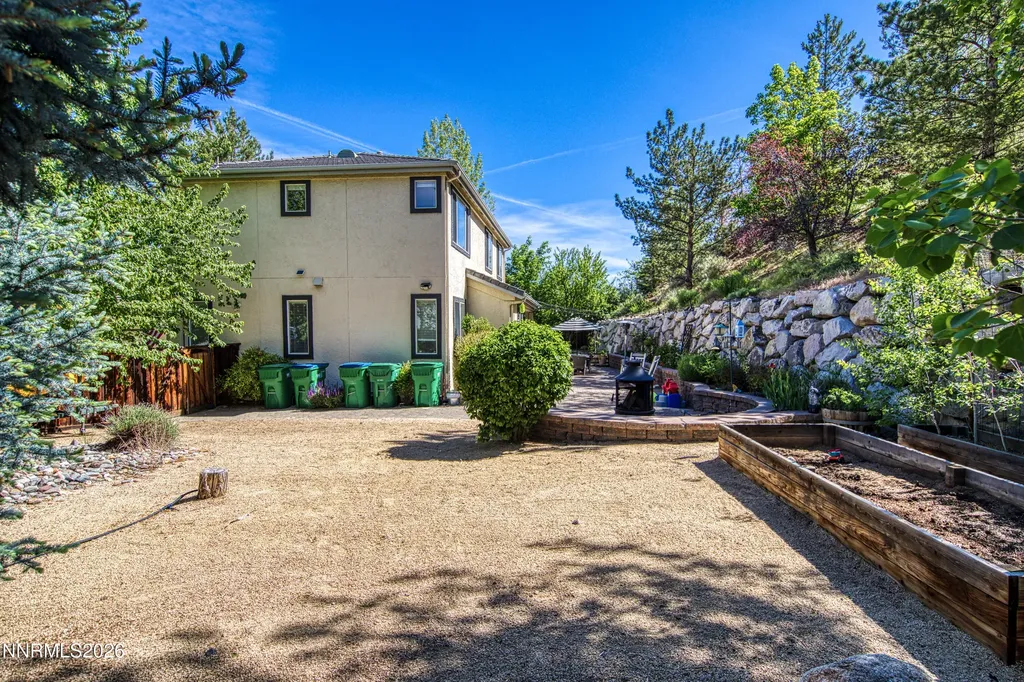 4456 Kings Peak Sparks NV 89436