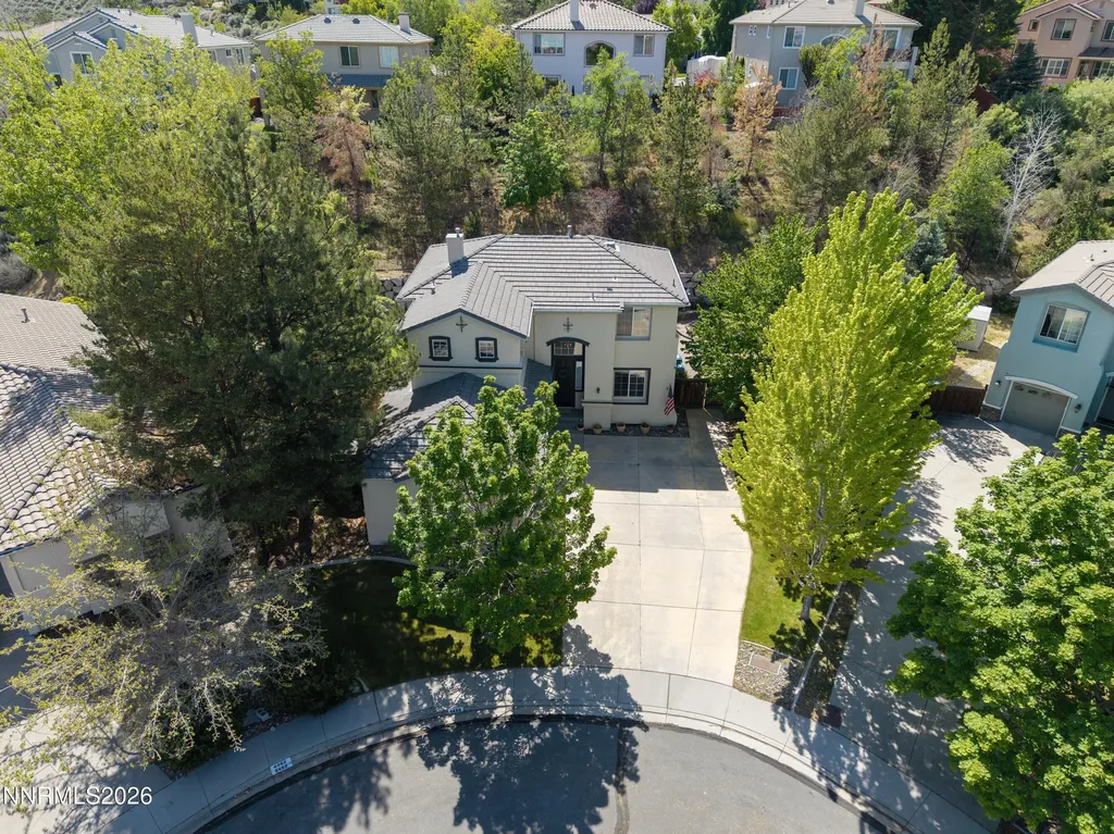 4456 Kings Peak Sparks NV 89436