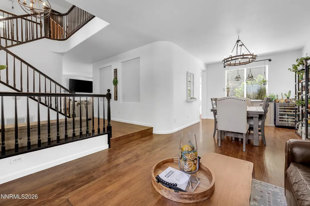 4456 Kings Peak Sparks NV 89436