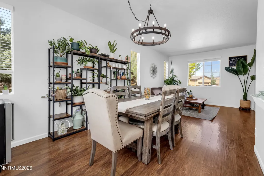 4456 Kings Peak Sparks NV 89436