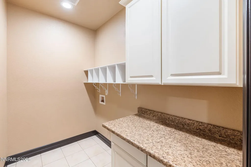 5764 Carl Drive Reno NV 89511