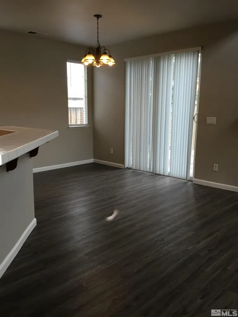 6282 Black Cinder Sparks NV 89436