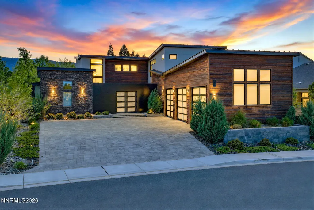 6141 Triple Crown Reno NV 89509