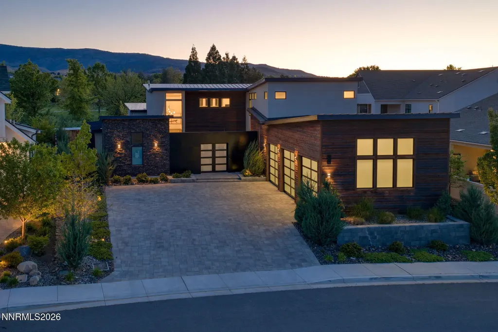 6141 Triple Crown Reno NV 89509