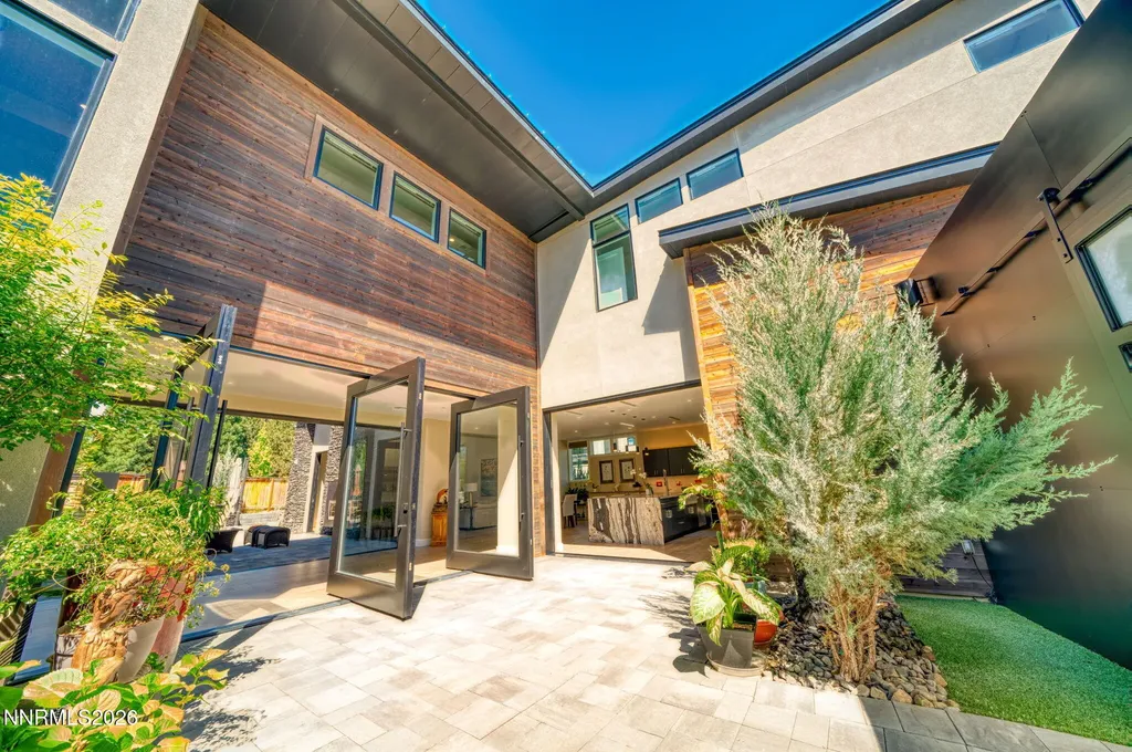 6141 Triple Crown Reno NV 89509