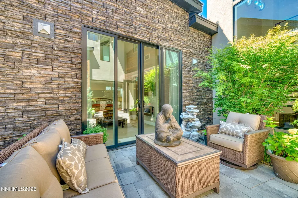 6141 Triple Crown Reno NV 89509