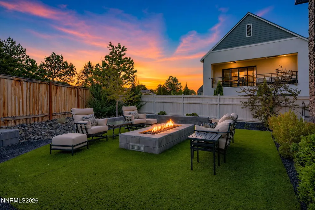 6141 Triple Crown Reno NV 89509
