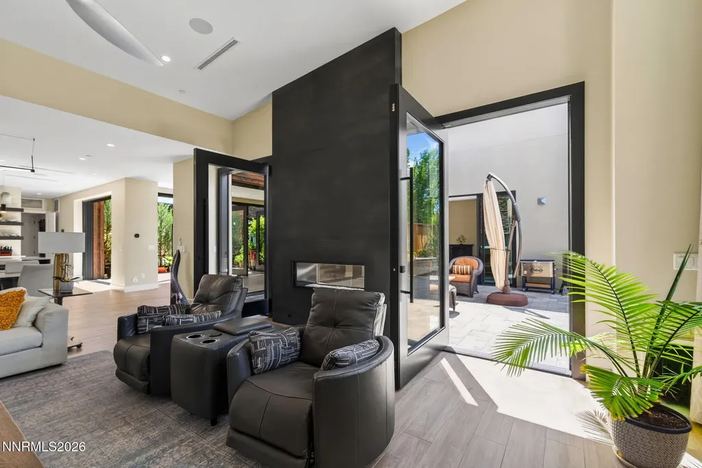 6141 Triple Crown Reno NV 89509