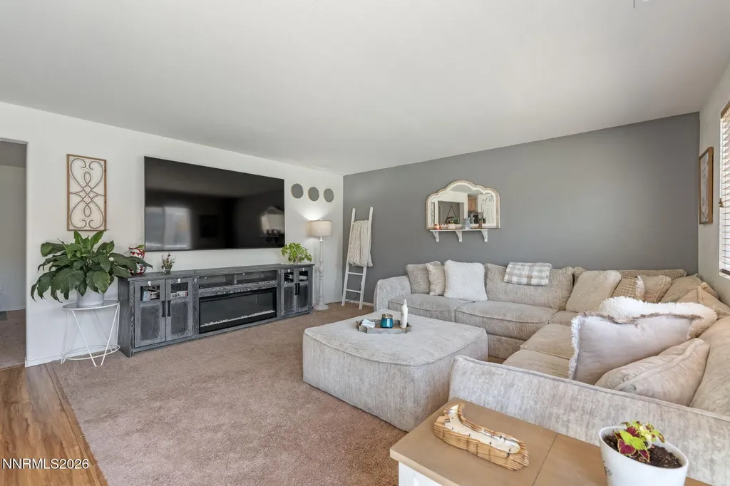 14397 Fredonia Reno NV 89506