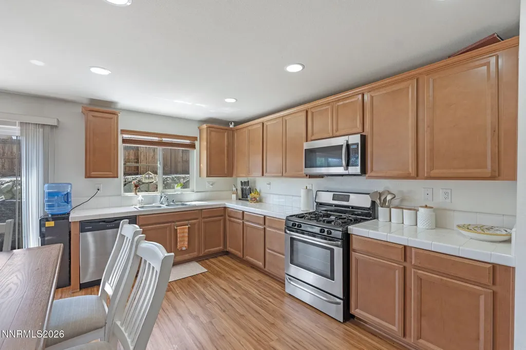 14397 Fredonia Reno NV 89506
