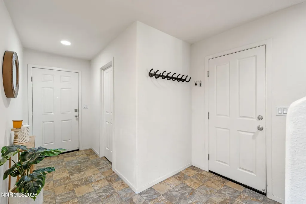 14397 Fredonia Reno NV 89506
