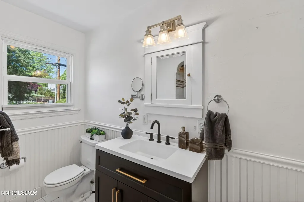 1263 Nixon Reno NV 89509