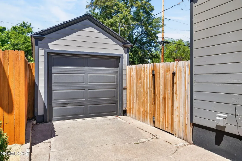 1263 Nixon Reno NV 89509