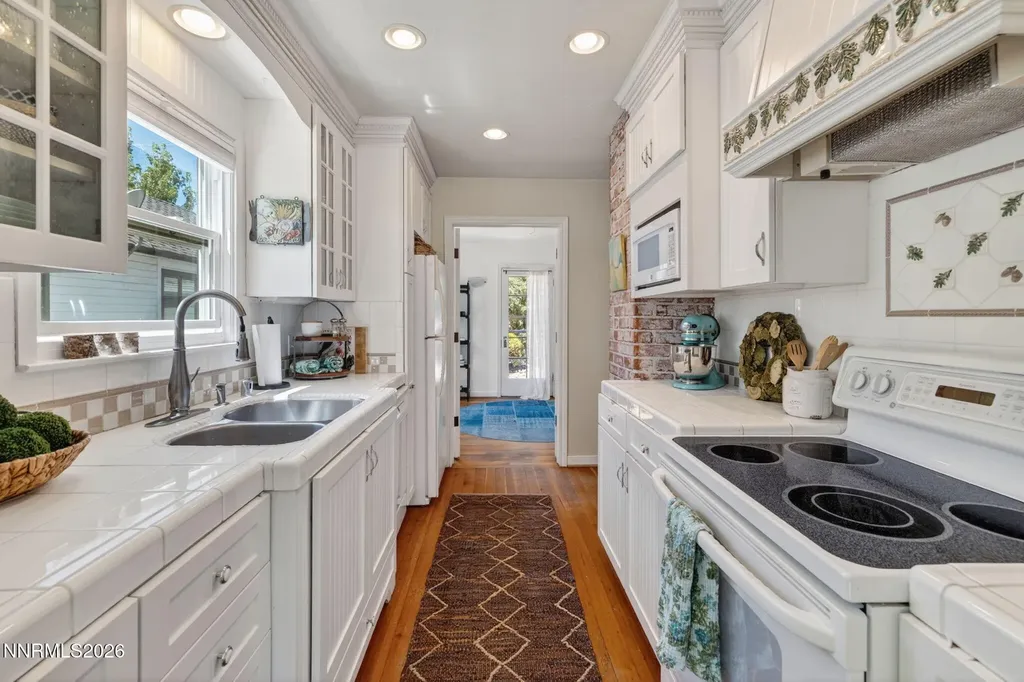 1263 Nixon Reno NV 89509