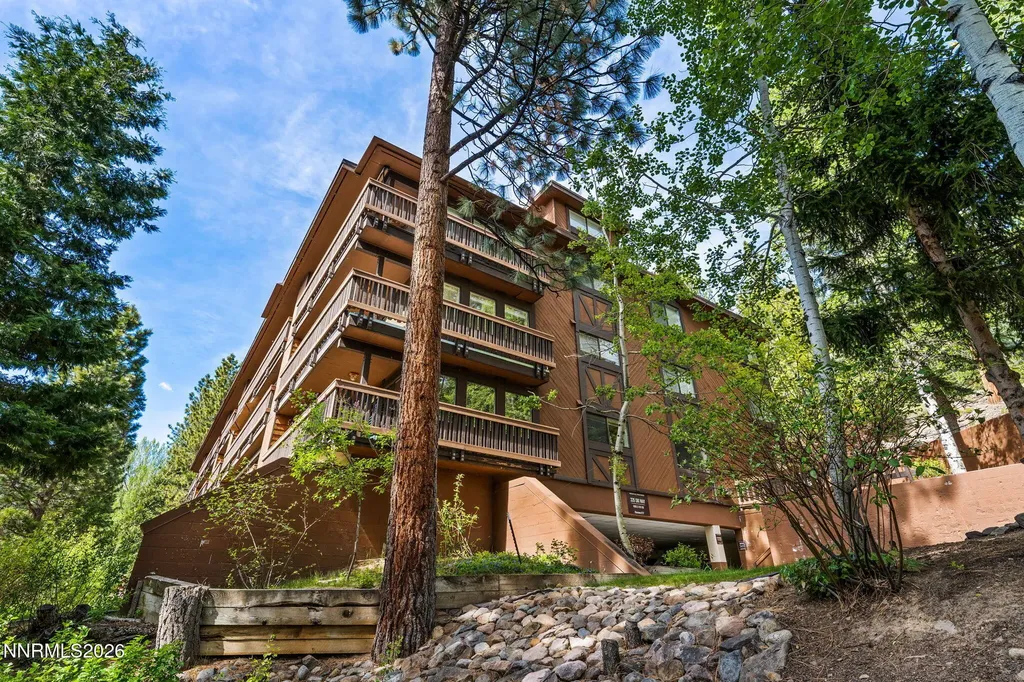 335 Ski Incline Village NV 89451