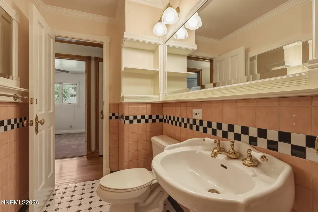 2190 Silverada Reno NV 89512