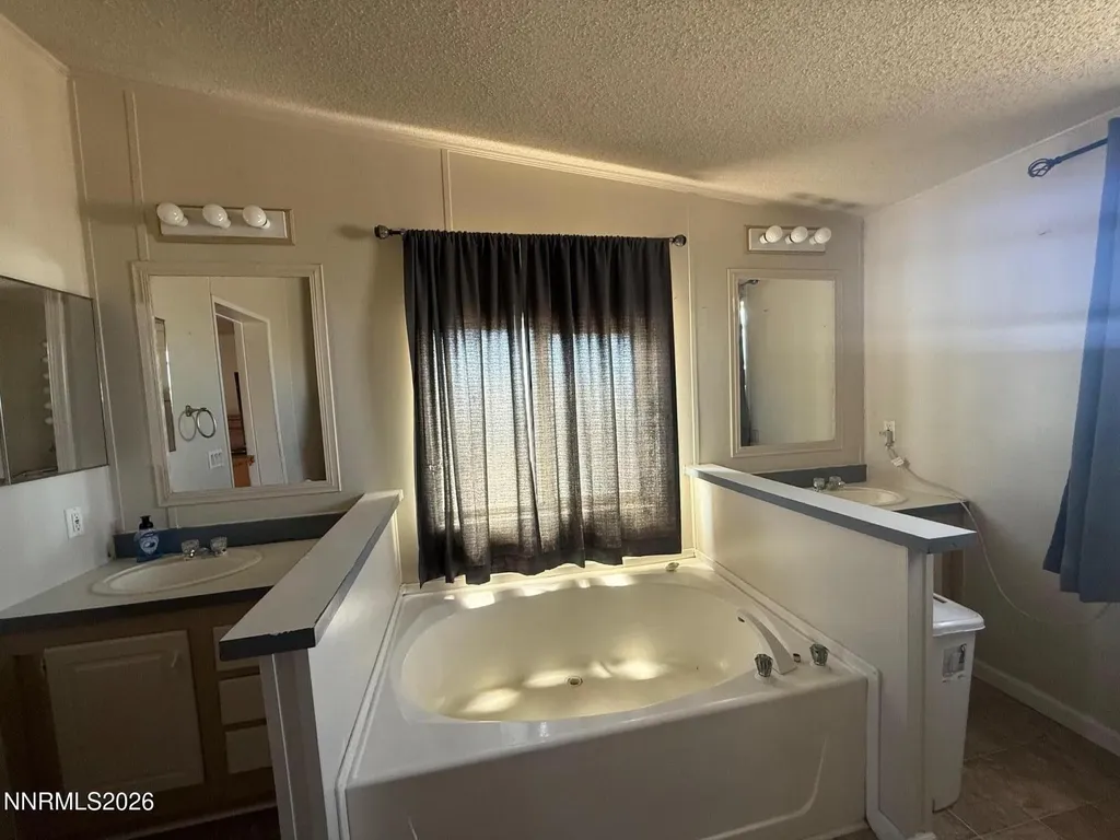 5950 Jewell Fallon NV 89406