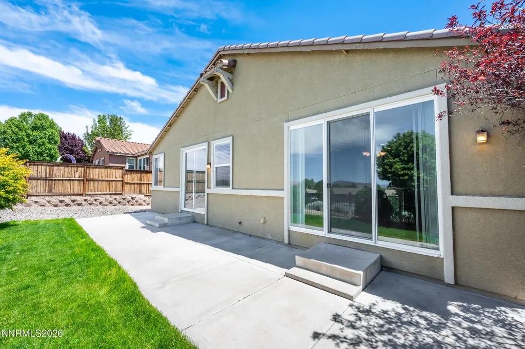 5433 Desertstone Sparks NV 89436