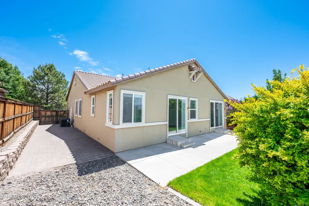 5433 Desertstone Sparks NV 89436