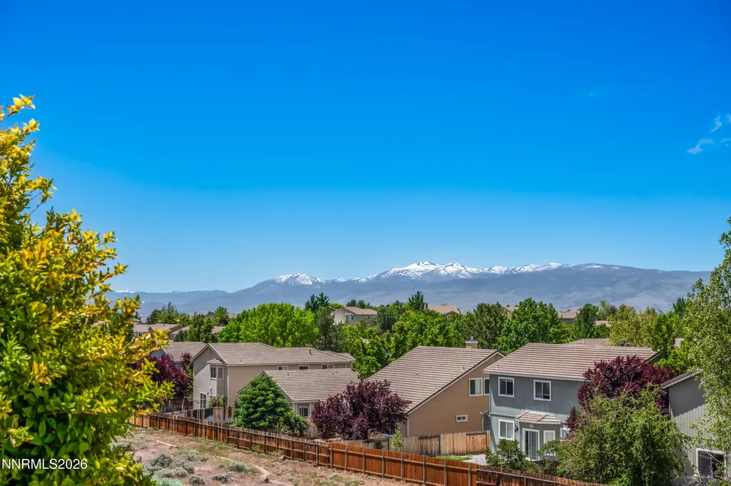 5433 Desertstone Sparks NV 89436