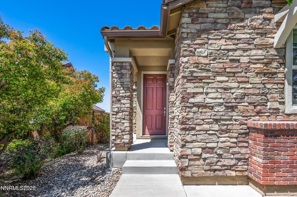 5433 Desertstone Sparks NV 89436