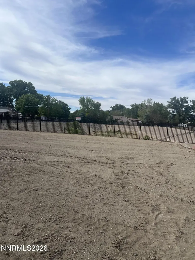 721 Rose Fernley NV 89408