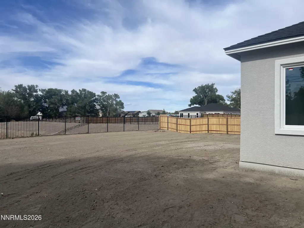721 Rose Fernley NV 89408