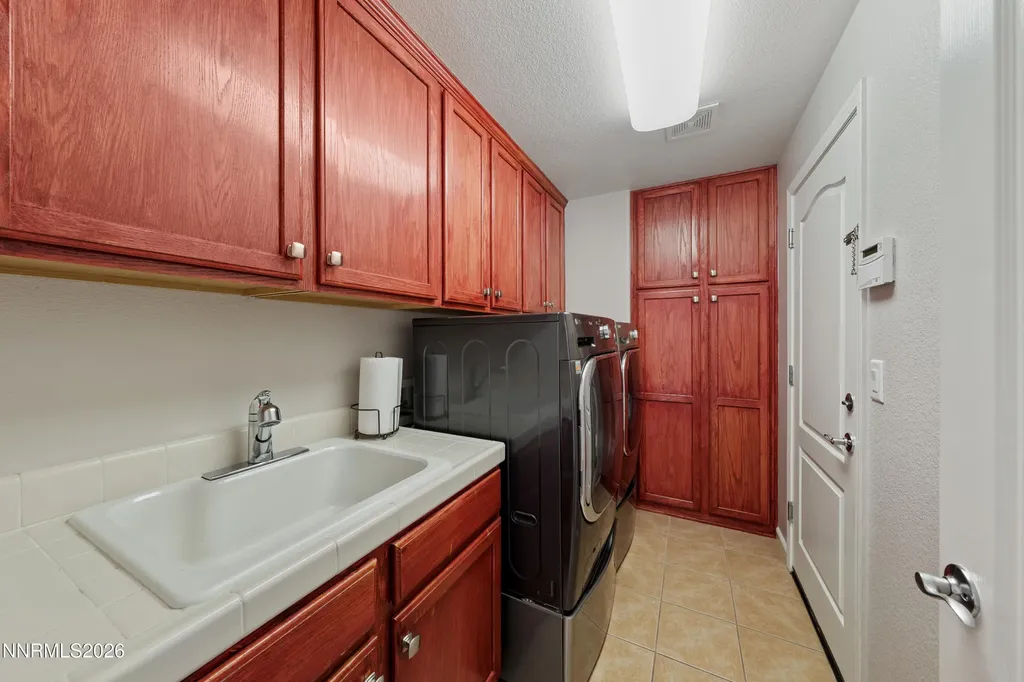 8135 Fire Opal Reno NV 89506